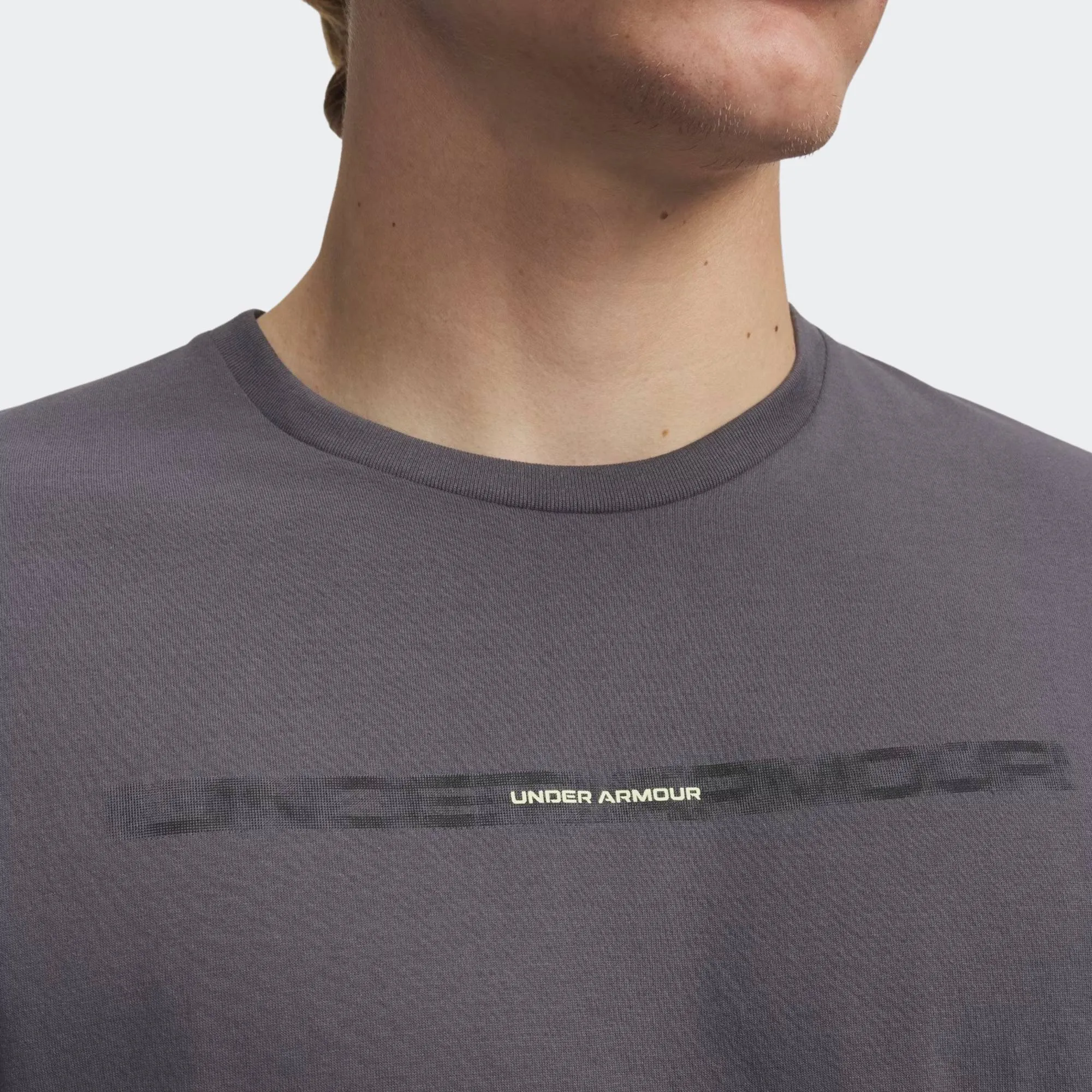 UNDER ARMOUR BLUR TSHIRT