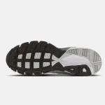 NIKE INITIATOR