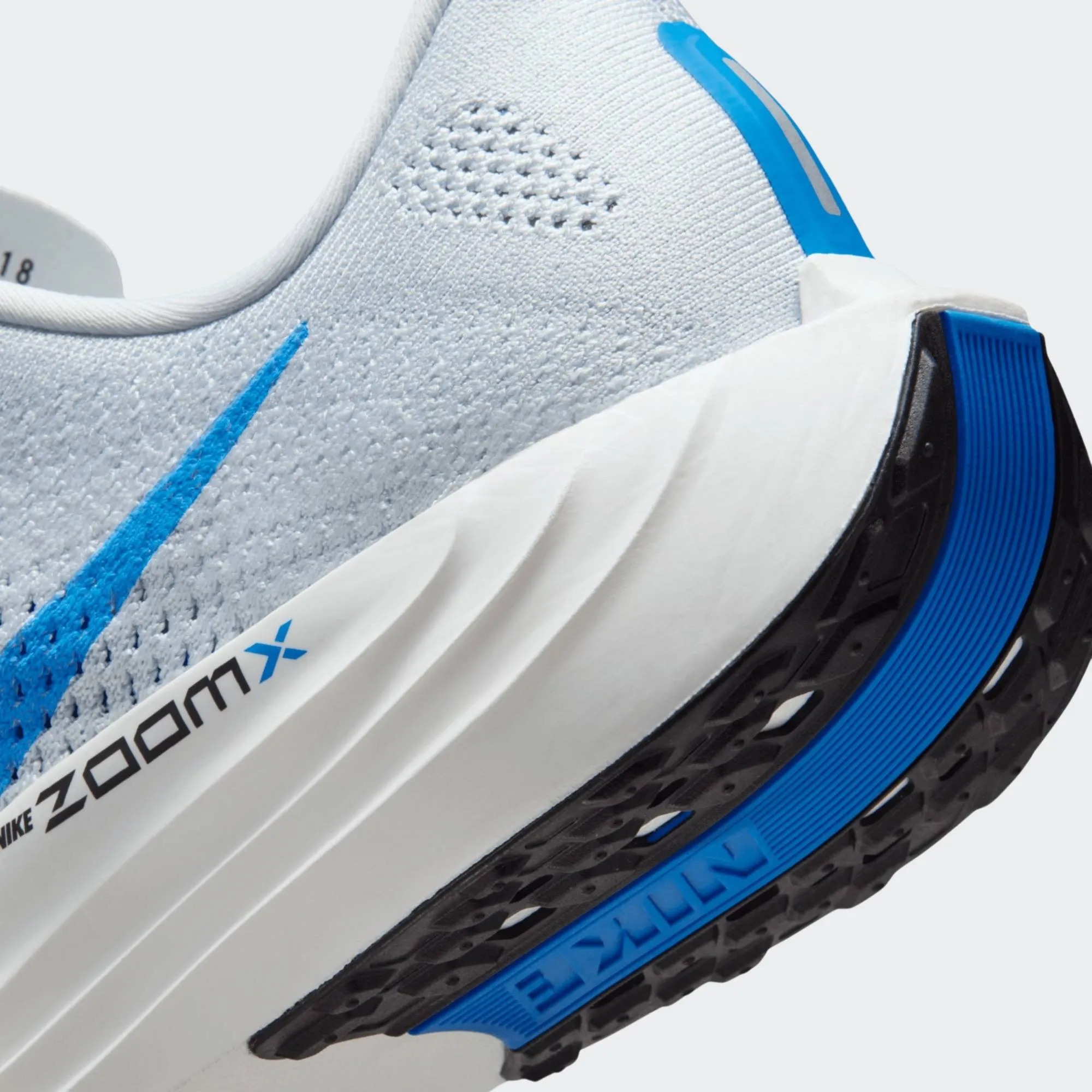 NIKE PEGASUS PLUS