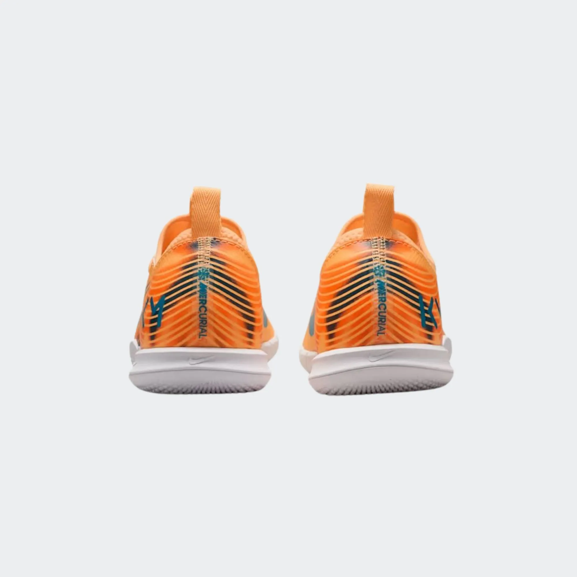 NIKE JUNIOR ZOOM VAPOR 16 ACADEMY IC