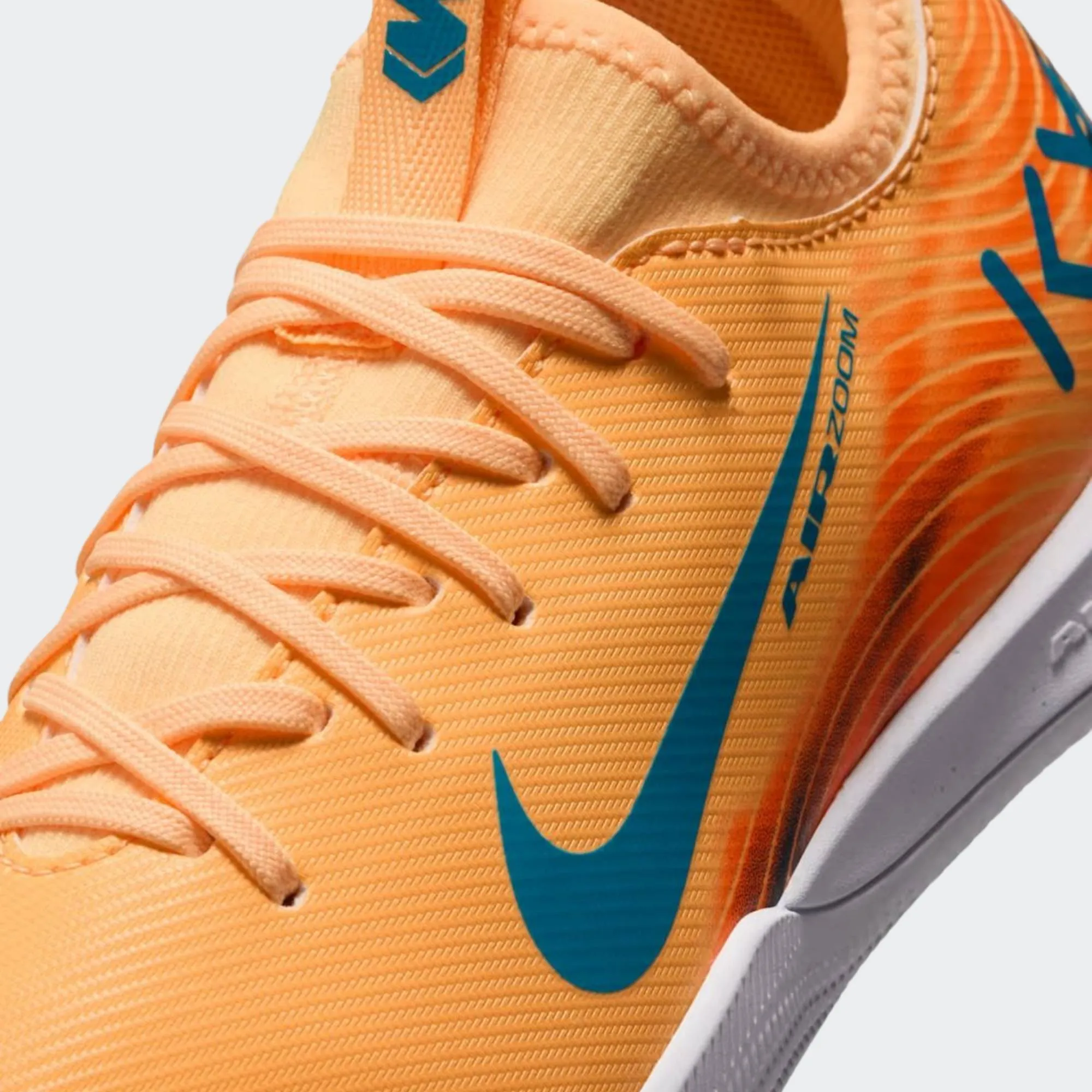 NIKE JUNIOR ZOOM VAPOR 16 ACADEMY IC