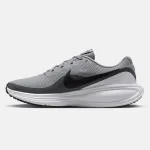 NIKE REVOLUTION 8