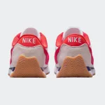 NIKE WOMENS PACIFIC