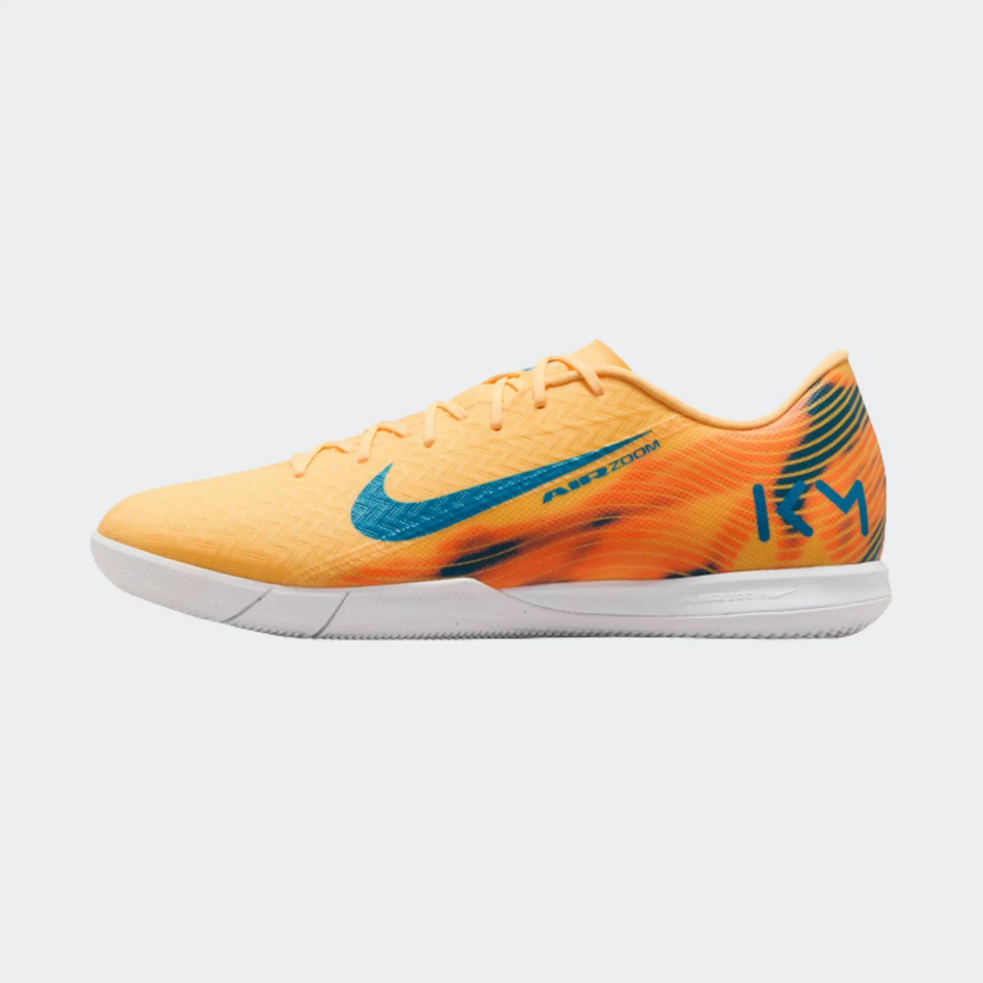 NIKE ZOOM VAPOR 16 ACADEMY