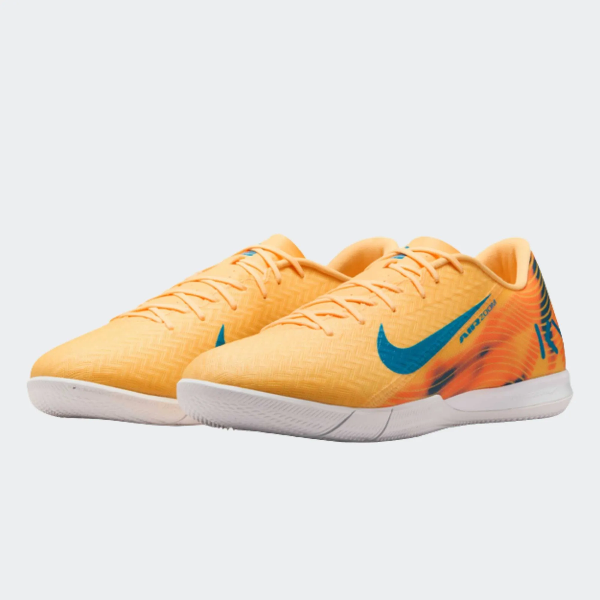NIKE ZOOM VAPOR 16 ACADEMY