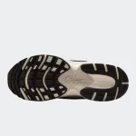 NIKE WOMENS V5 RNR SUEDE