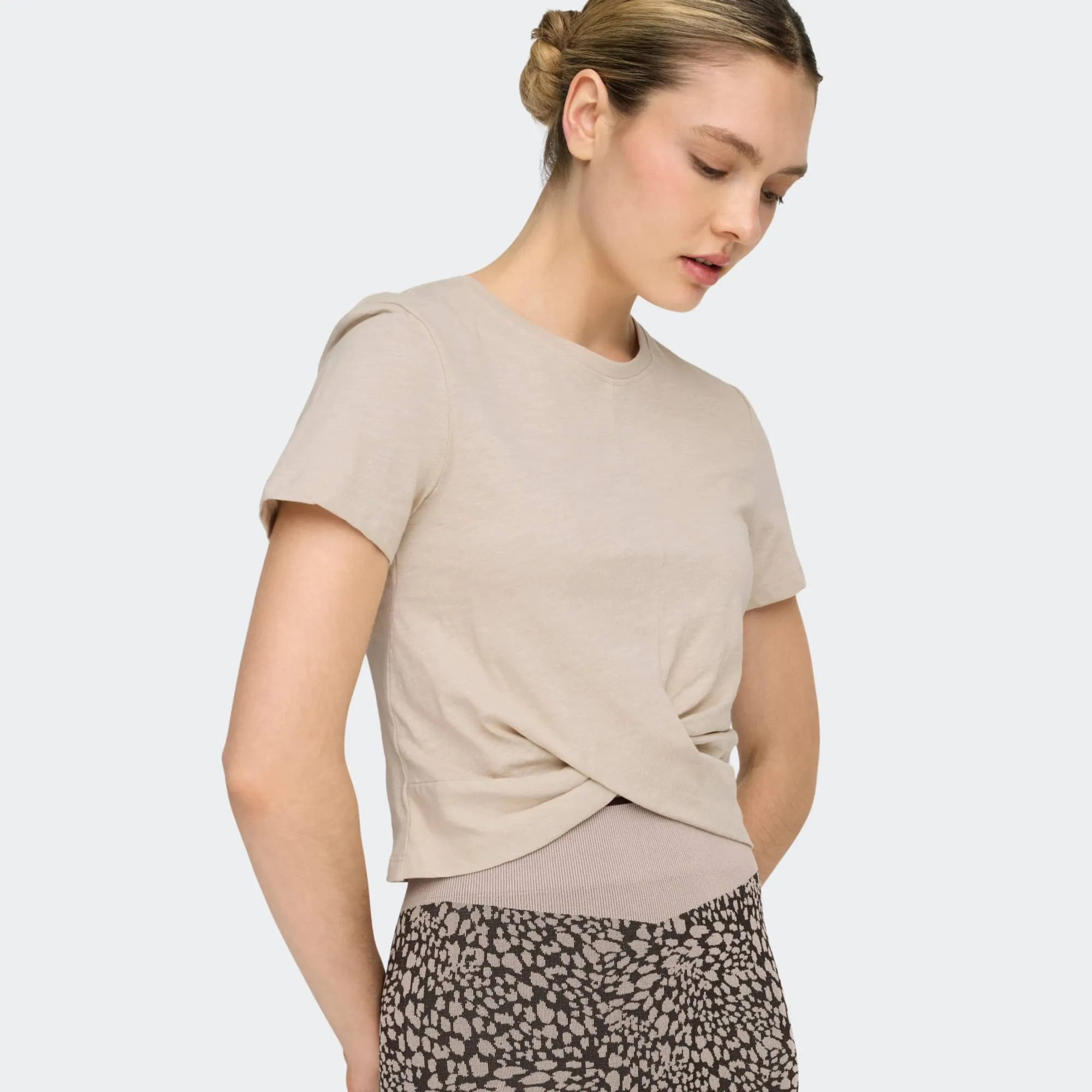 ONLY PLAY CUTE CROP KNOT TOP