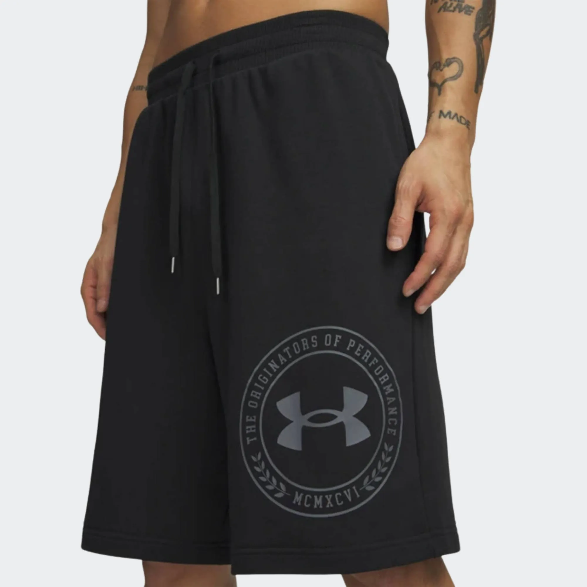 UNDER ARMOUR RIVAL GRAPHIC SHORTS