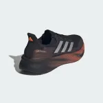 ADIDAS ULTRABOOST 5