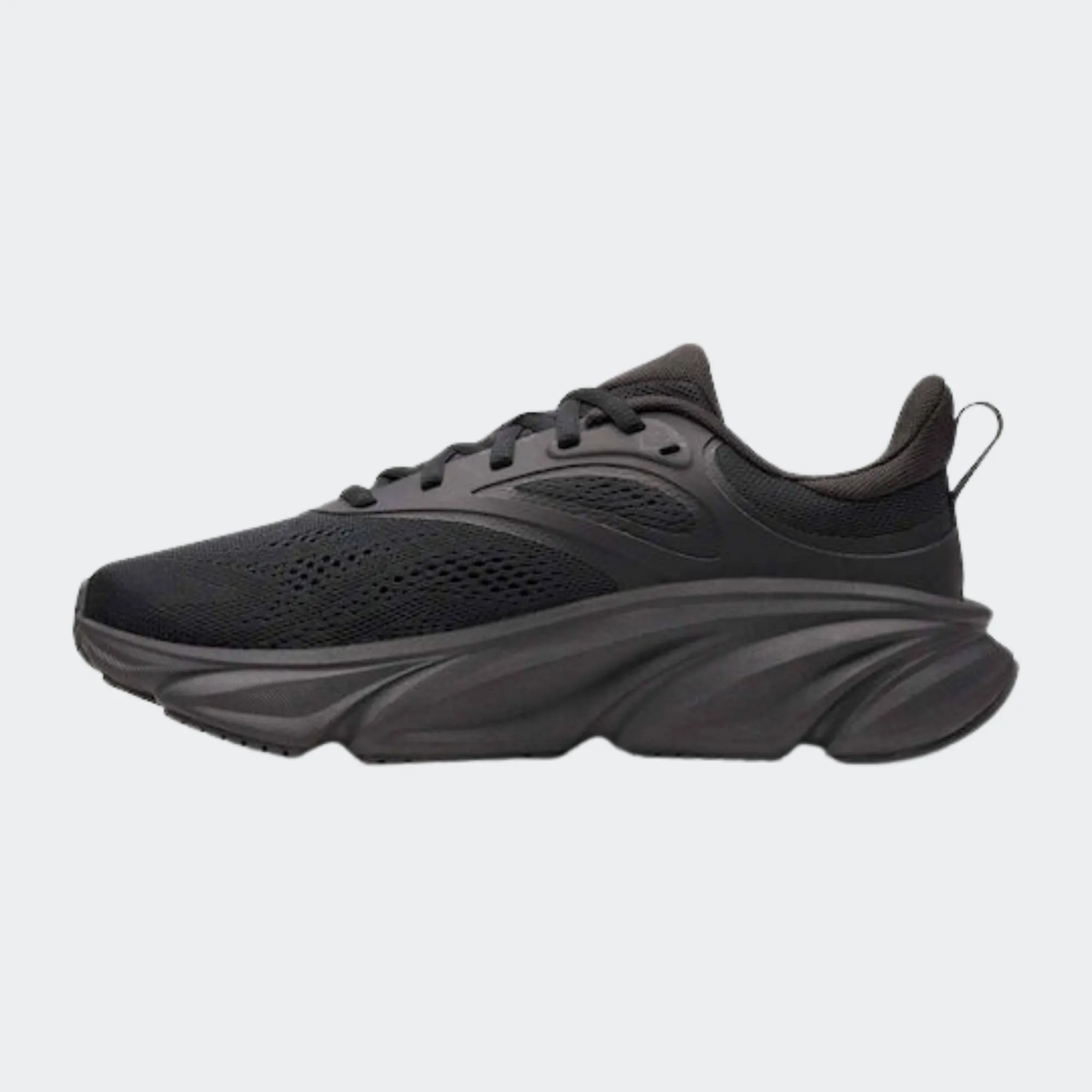 UNDER ARMOUR WOMENS ROGUE 6
