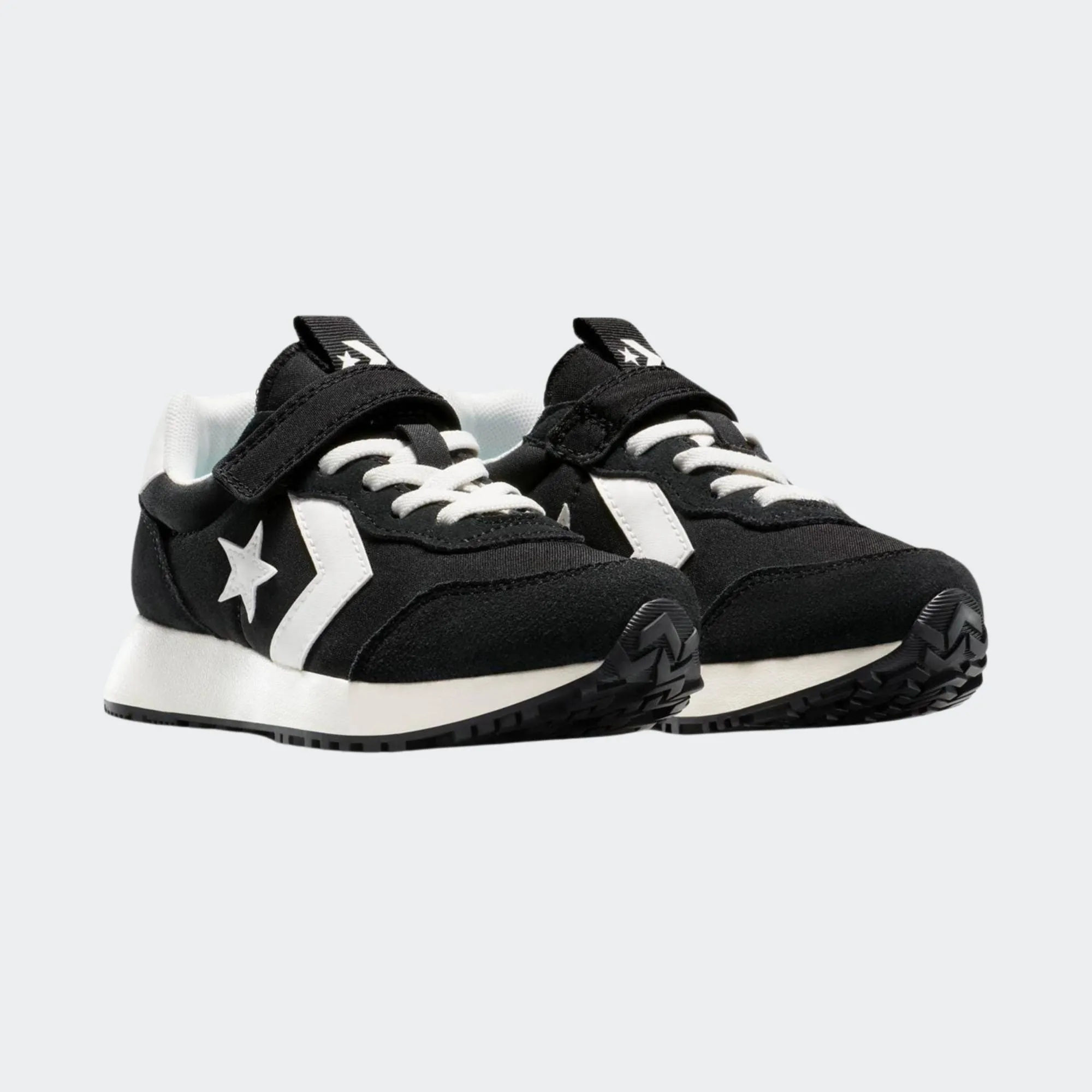 CONVERSE OMEGA TRAINER EASY ON
