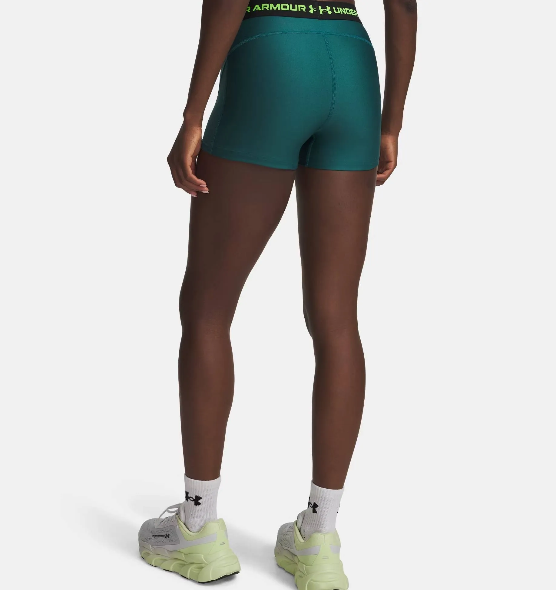 UNDER ARMOUR HEATGEAR MESH SHORT PANT