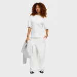 PUMA ESSENTIAL GRAPHICS LEO LUXE OVERSIZED TSHIRT