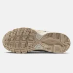 NIKE WOMENS INITIATOR