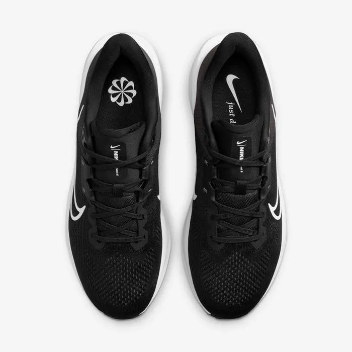 NIKE QUEST 6