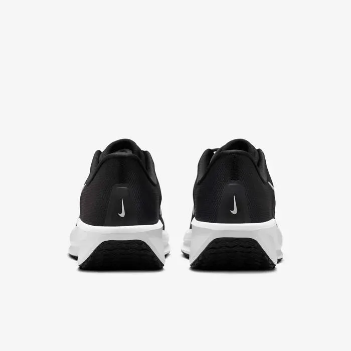 NIKE QUEST 6