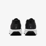 NIKE QUEST 6