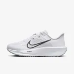 NIKE QUEST 6