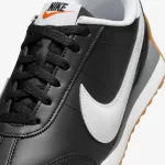 NIKE WOMENS PACIFIC LTR