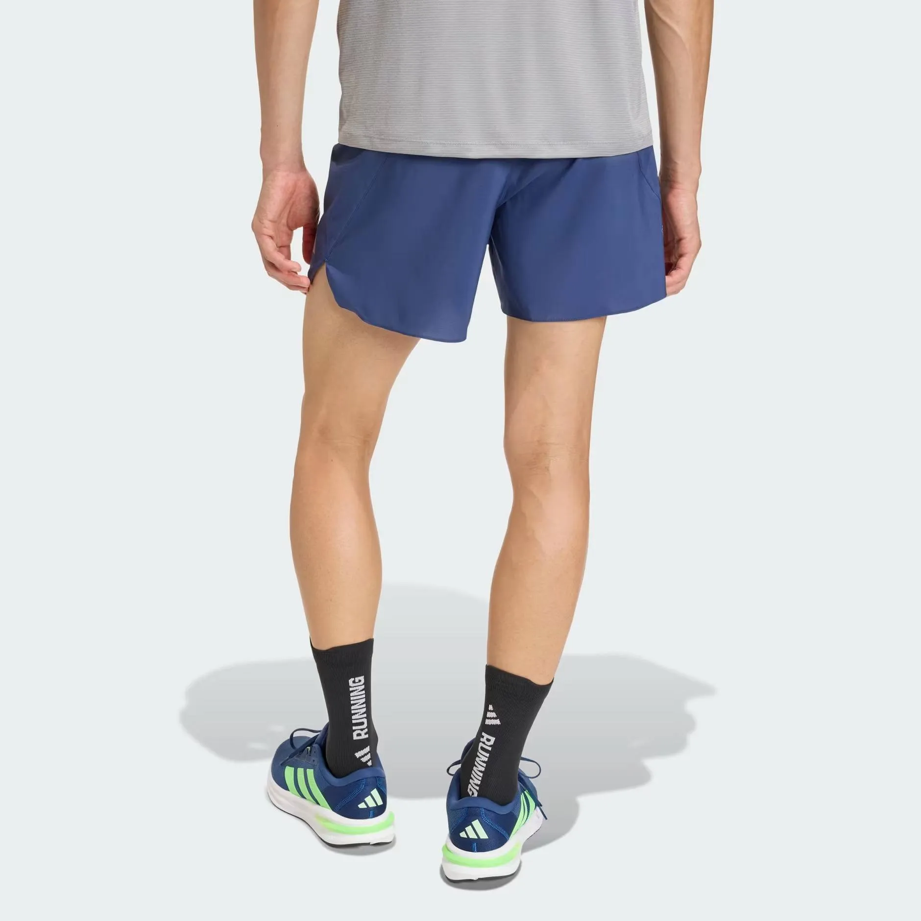 ADIDAS RUN ESSENTIALS SHORTS