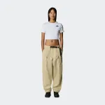 THE NORTH FACE ESSENTIAL CROPPED TEE