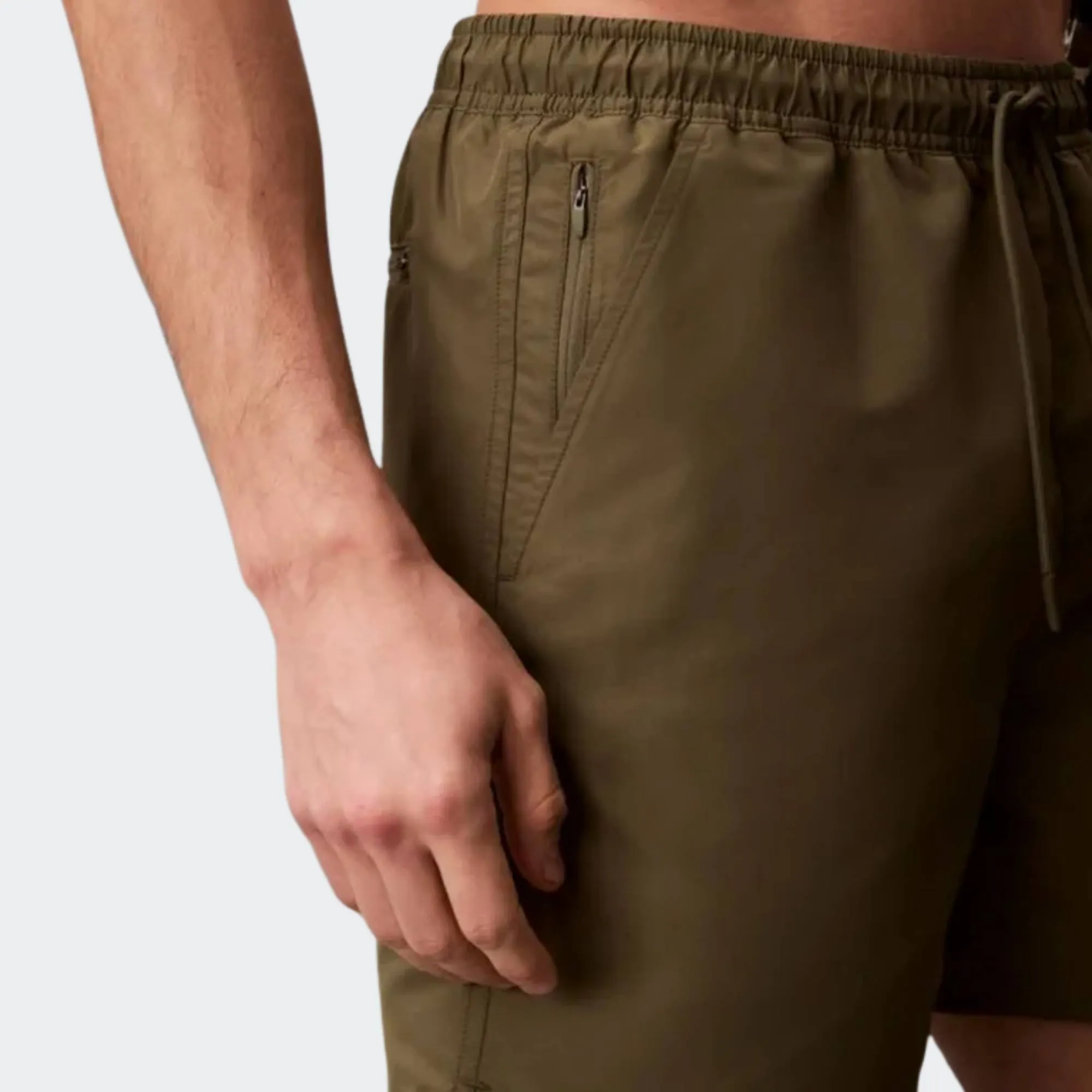 CALVIN KLEIN MEDIUM DRAWSTRING