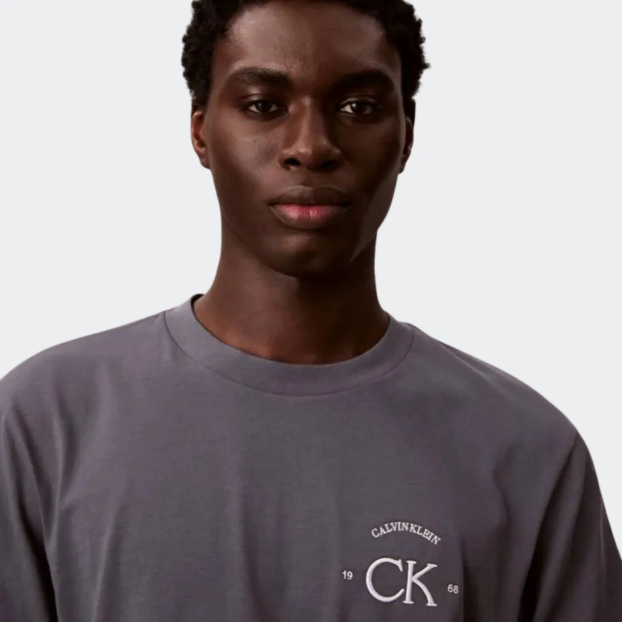 CALVIN KLEIN GRAPHIC SEASONAL TEE