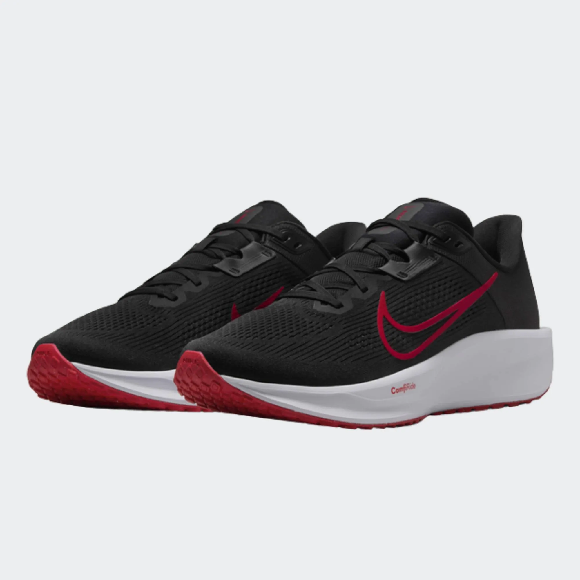 NIKE QUEST 6