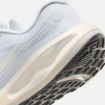 NIKE WOMENS JOURNEY RUN