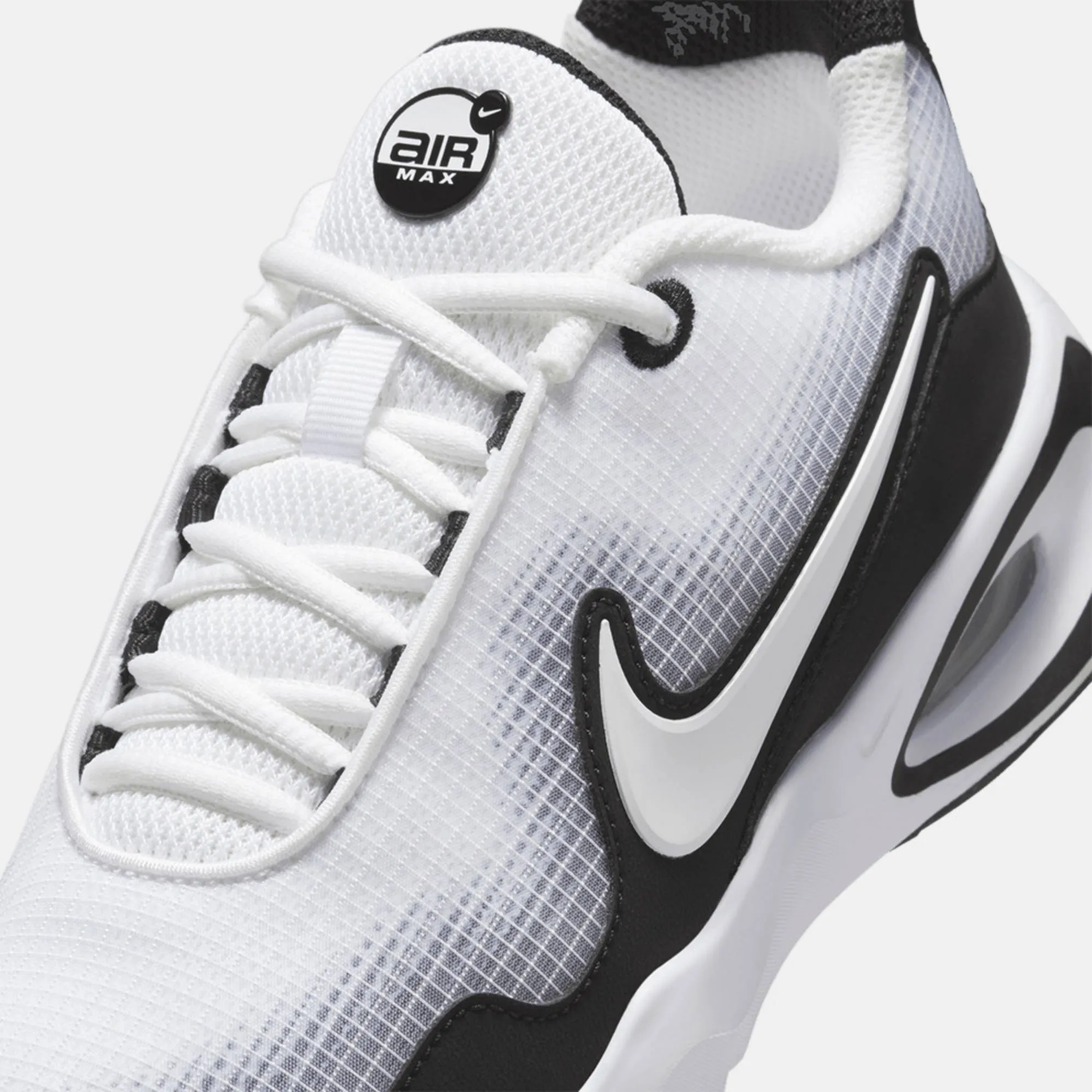 NIKE AIR MAX NOVA BG