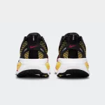 NIKE VOMERO 18