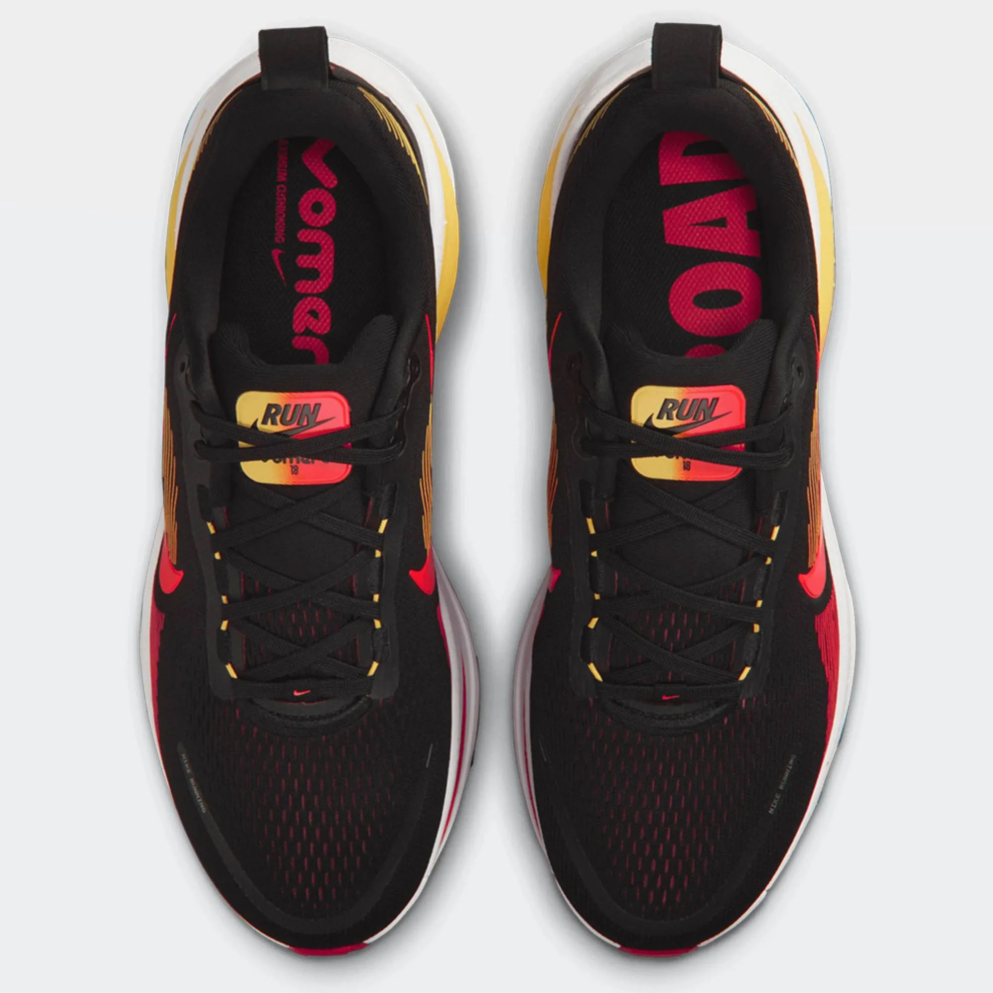 NIKE VOMERO 18