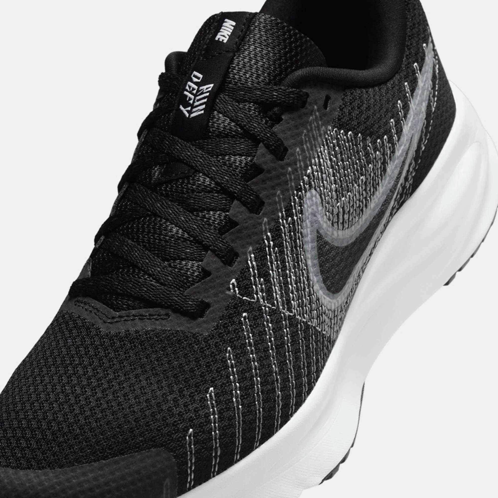 NIKE WOMENS RUN DEFY