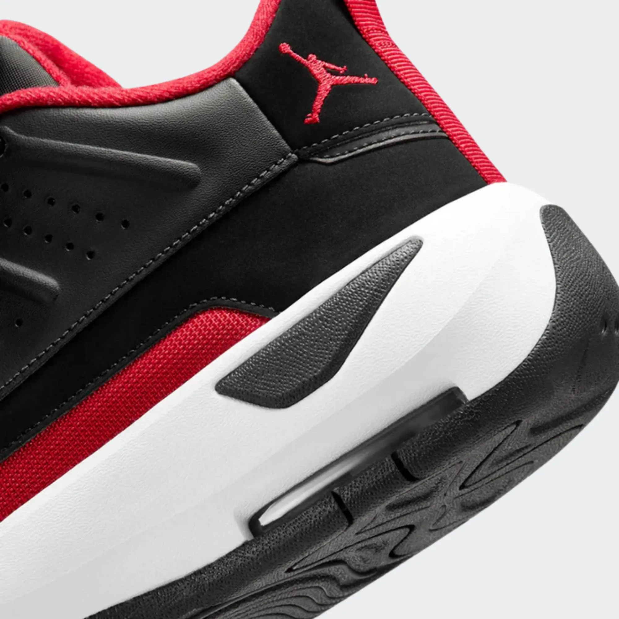 JORDAN MAX AURA 7