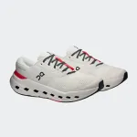 ON CLOUDRUNNER 3