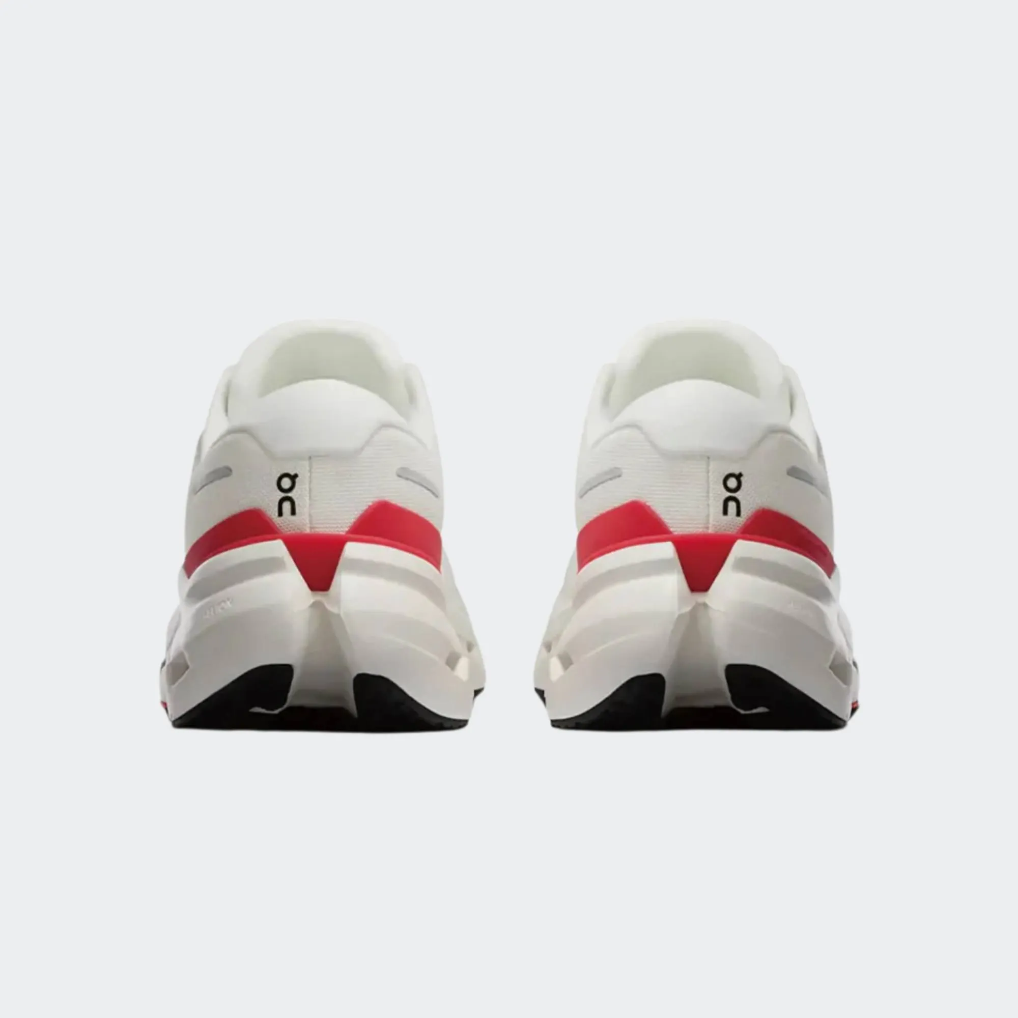 ON CLOUDRUNNER 3