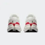 ON CLOUDRUNNER 3