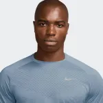 NIKE MENS DRI FIT ADVANTAGE STRIDE TOP