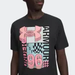 UNDER ARMOUR LOGO COLLAGE TSHIRT
