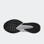 NIKE QUEST 6