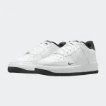 NIKE AIR FORCE 1 LV8