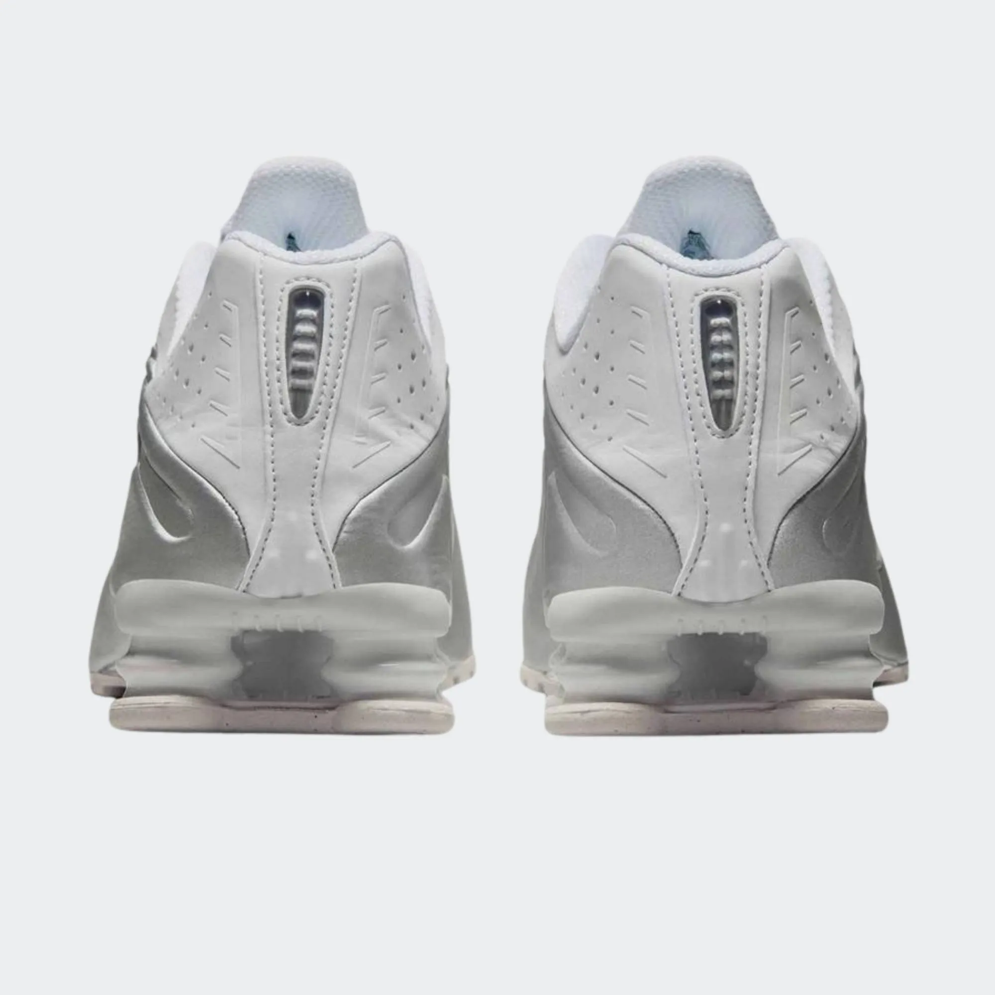 NIKE  SHOX R4