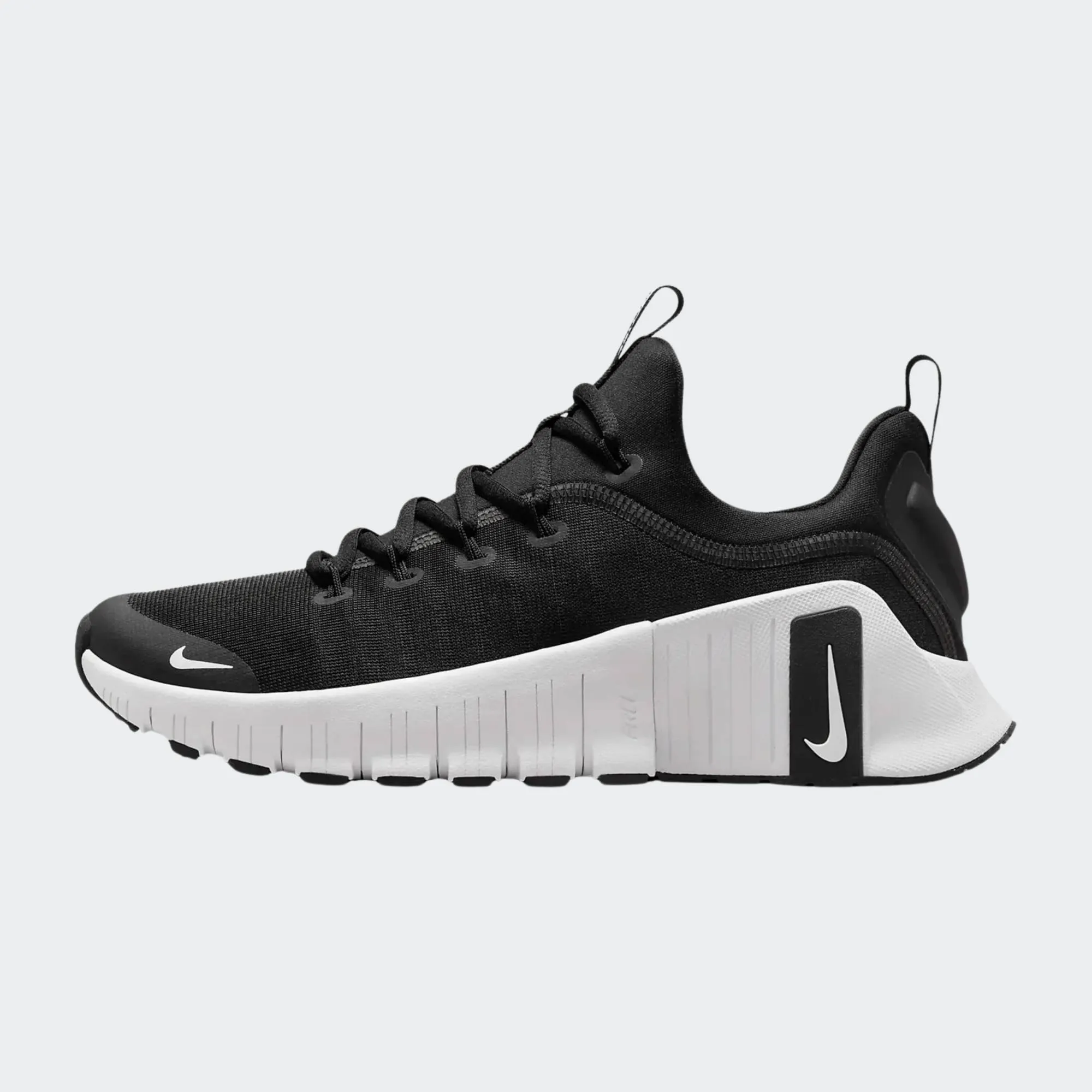 NIKE WOMENS FREE METCON 6