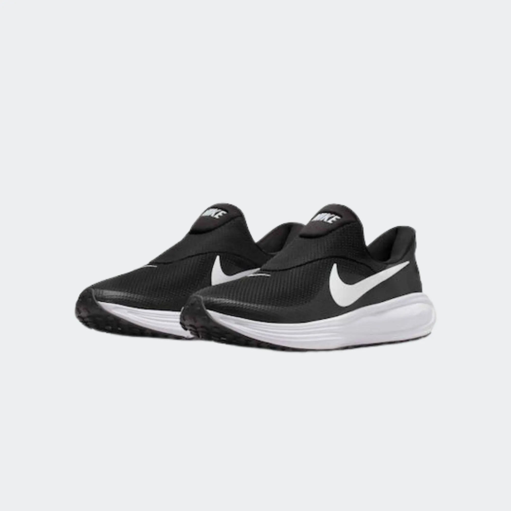 NIKE REVOLUTION 8 EASYON
