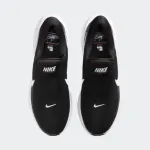 NIKE REVOLUTION 8 EASYON