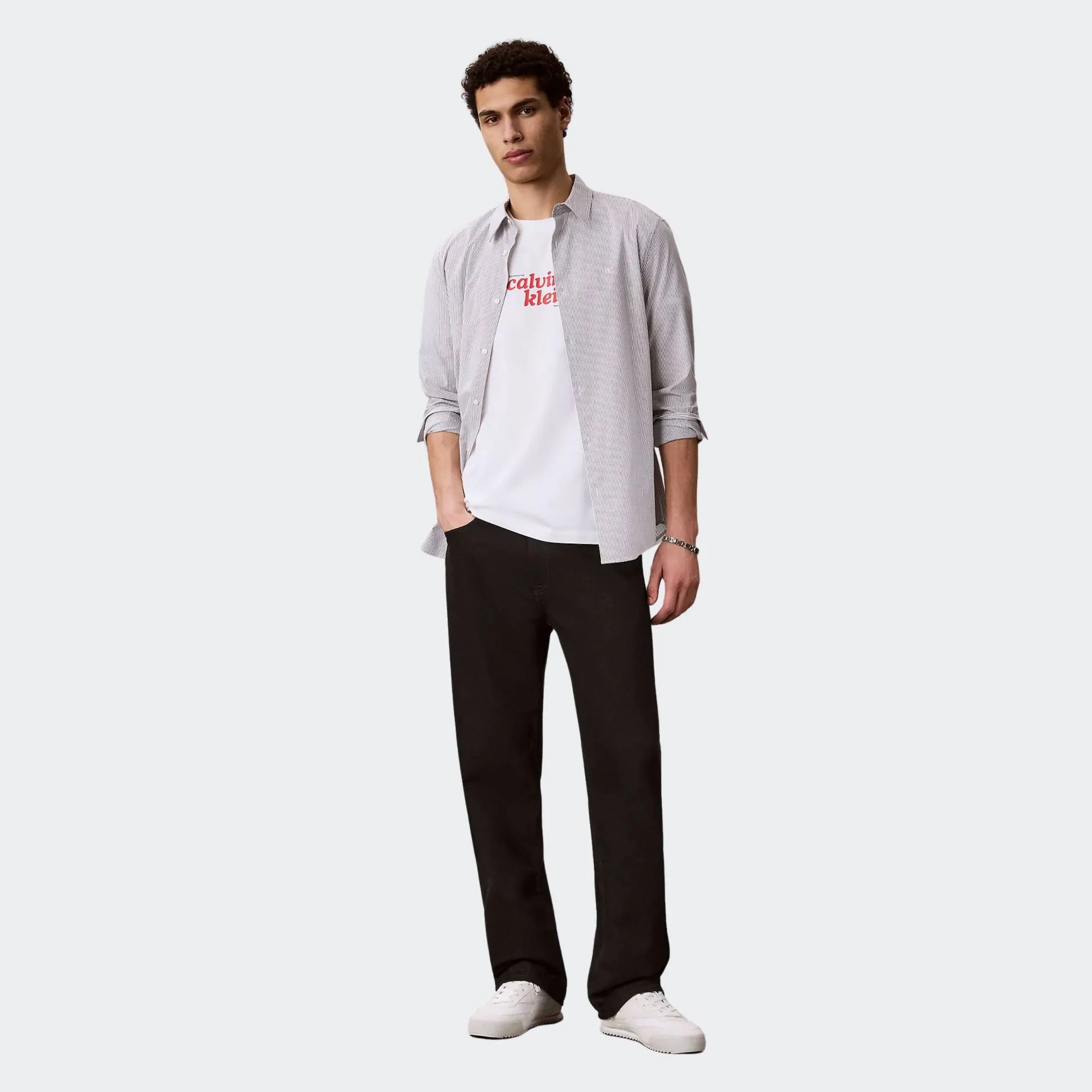 CALVIN KLEIN JEANS TRAVEL FONT GRAPHIC TEE