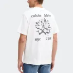 CALVIN KLEIN JEANS TRAVEL STAMP GRAPHIC TEE