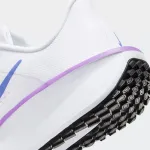 NIKE WOMENS QUEST 6
