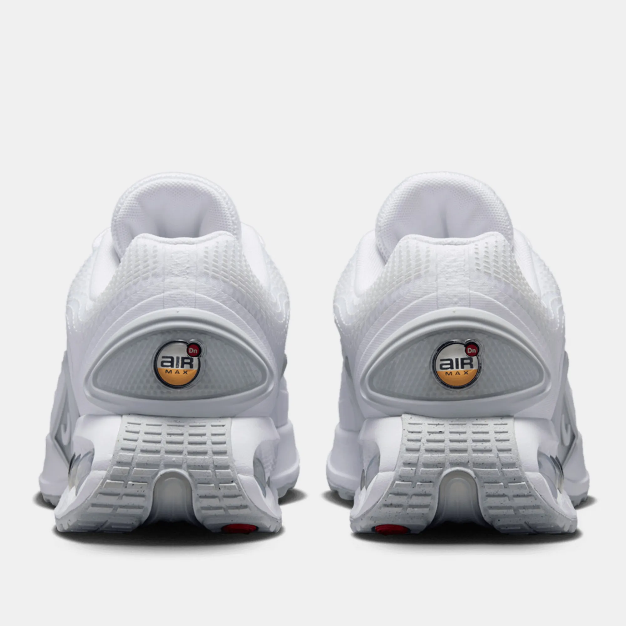 NIKE AIR MAX DN