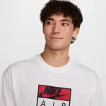 NIKE SPORTSWEAR GRAPHIC TEE